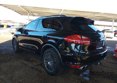 2011 Porsche Cayenne Turbo из США, поврежденный, VIN WP1AC2A24BLA81818